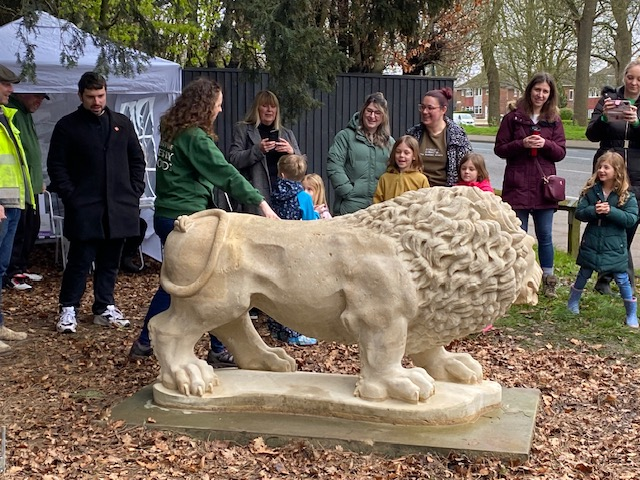 Weelsby Lion 2
